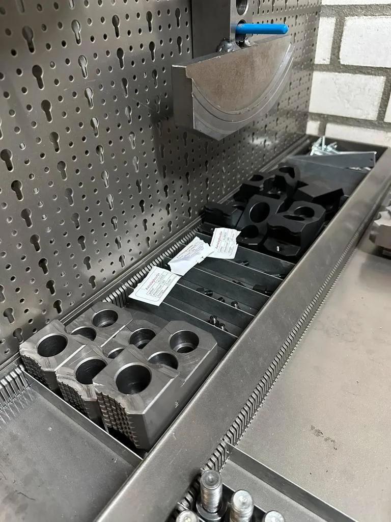 Gebruikt Leadwell T8-M I CNC-draaibank I 2008