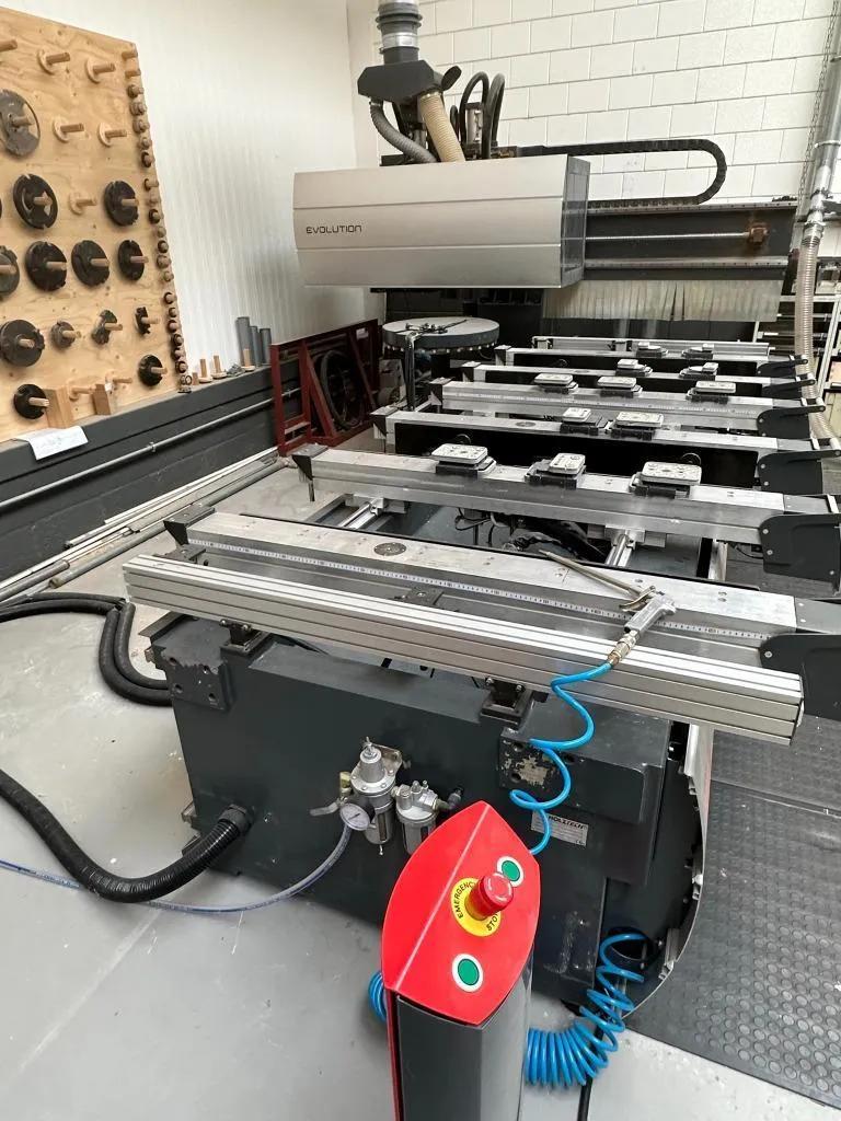 Usado Centro de Mecanizado CNC Holztech Evolution C 3.2 I