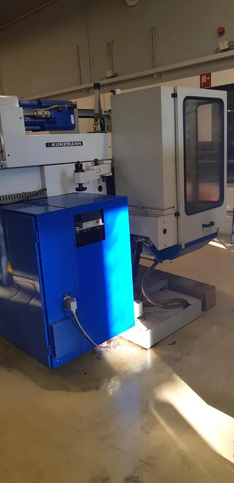 Usado Fresadora CNC Kunzmann WF7 I