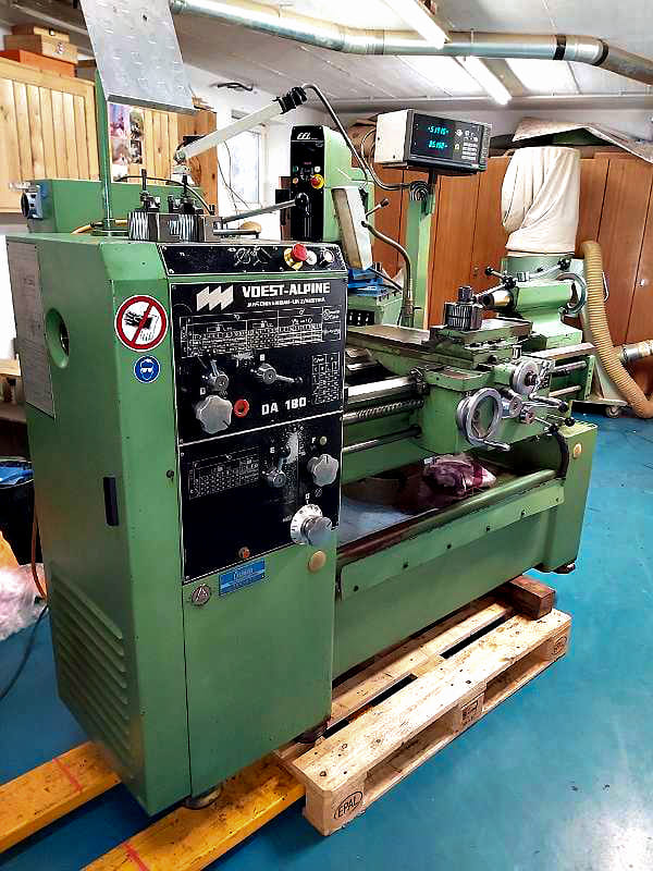 Gebruikt Voest Alpine DA 180  - CNC Lathe - 1985