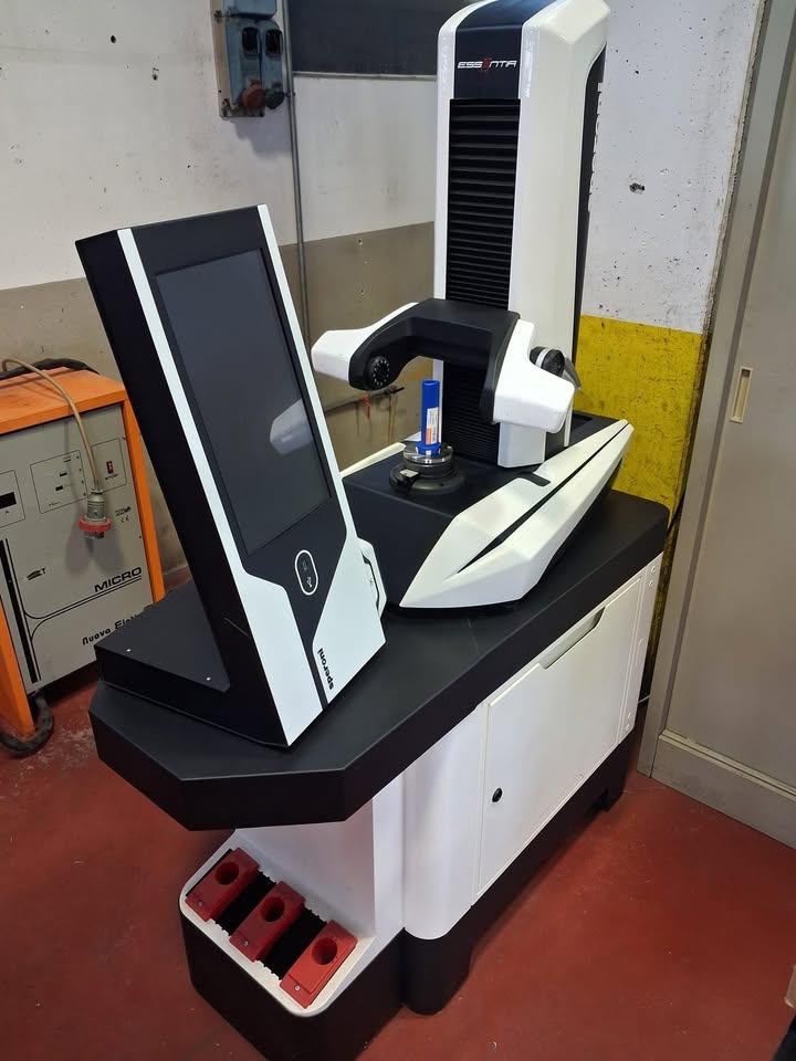 Used Hardinge XR600-5AX I Vertical Machining Center I 2007