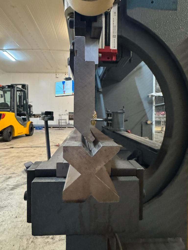 Used Haco PPES 30135 I Press Brake