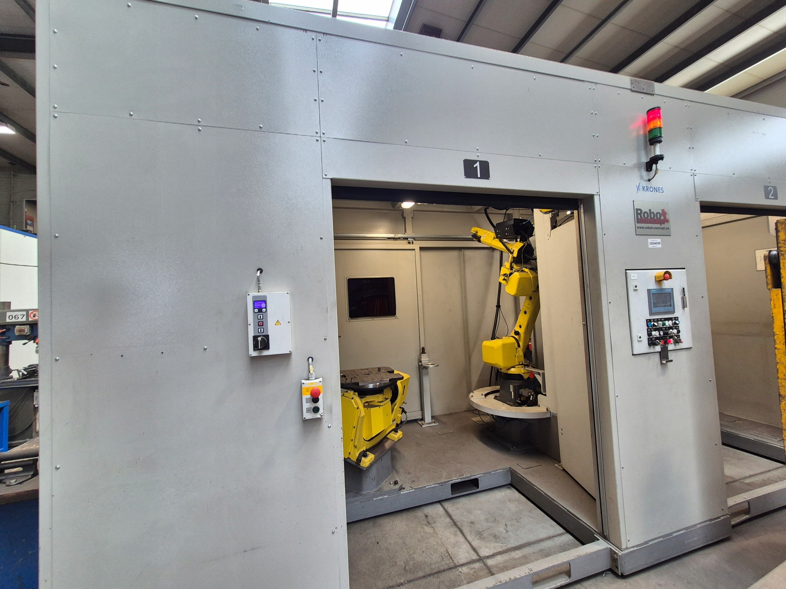Used Fanuc A05B-2611-B112 I Industrial Robot I 2015