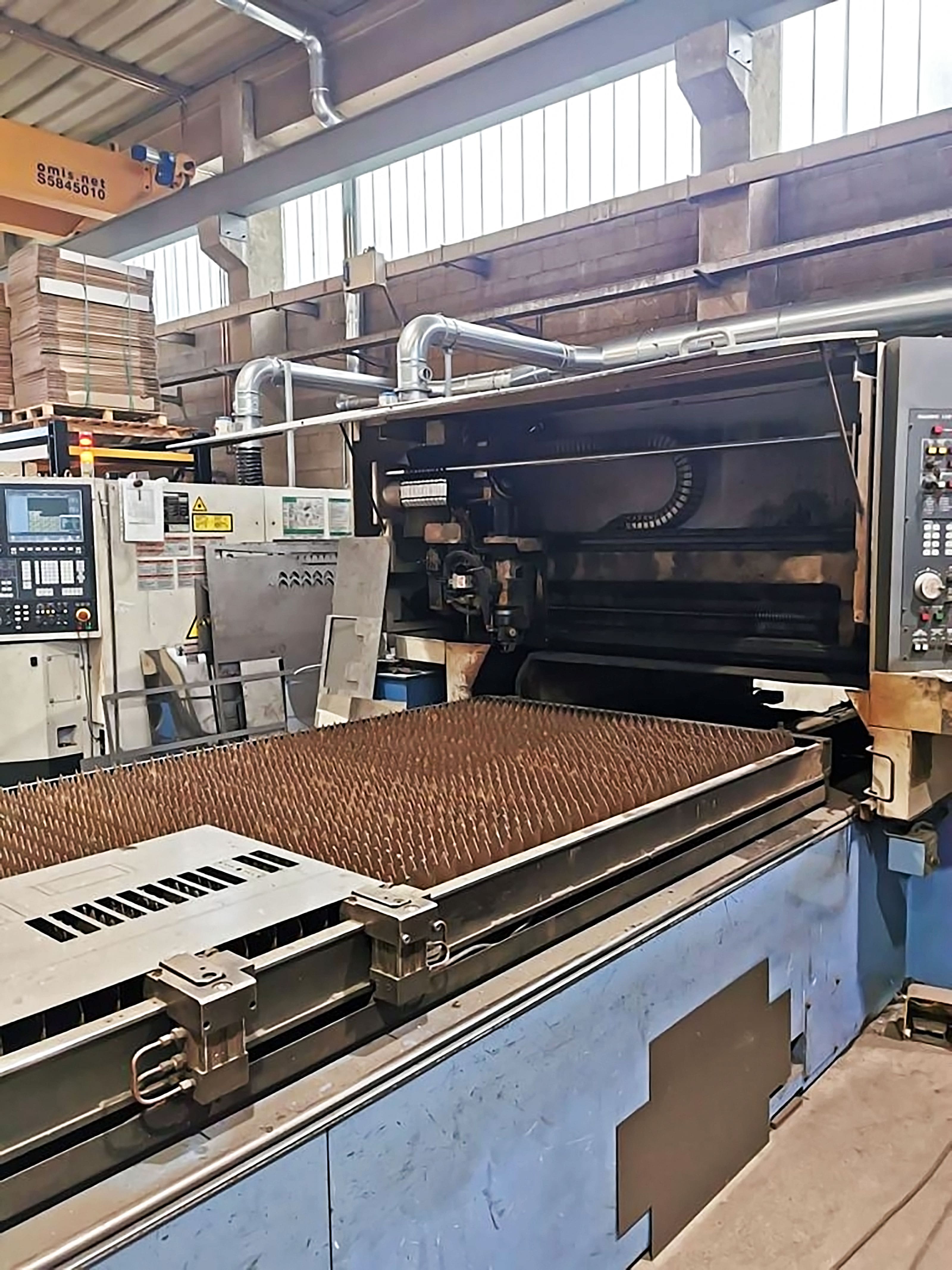 Usado Mazak Turbo X48 - Corte por Plasma - 1996