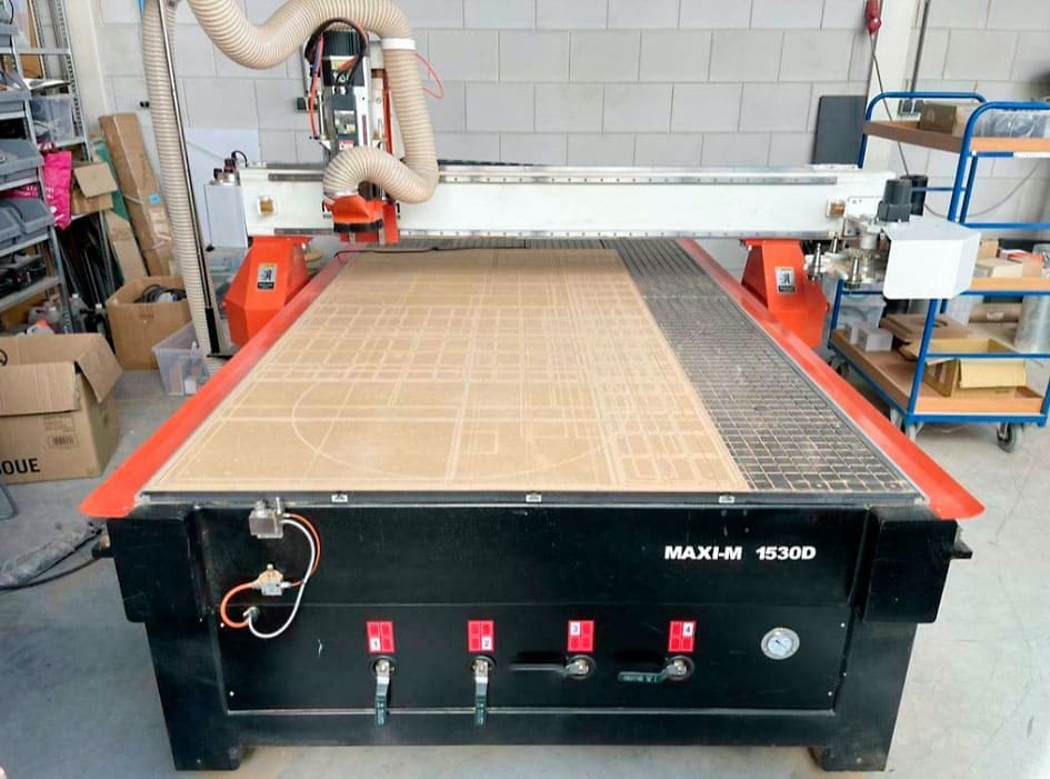 Gebruikt Maxicam 1530D - Graveermachine - 2017