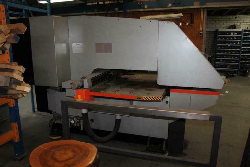 Gebruikt AMADA PROMECAM Aries-222