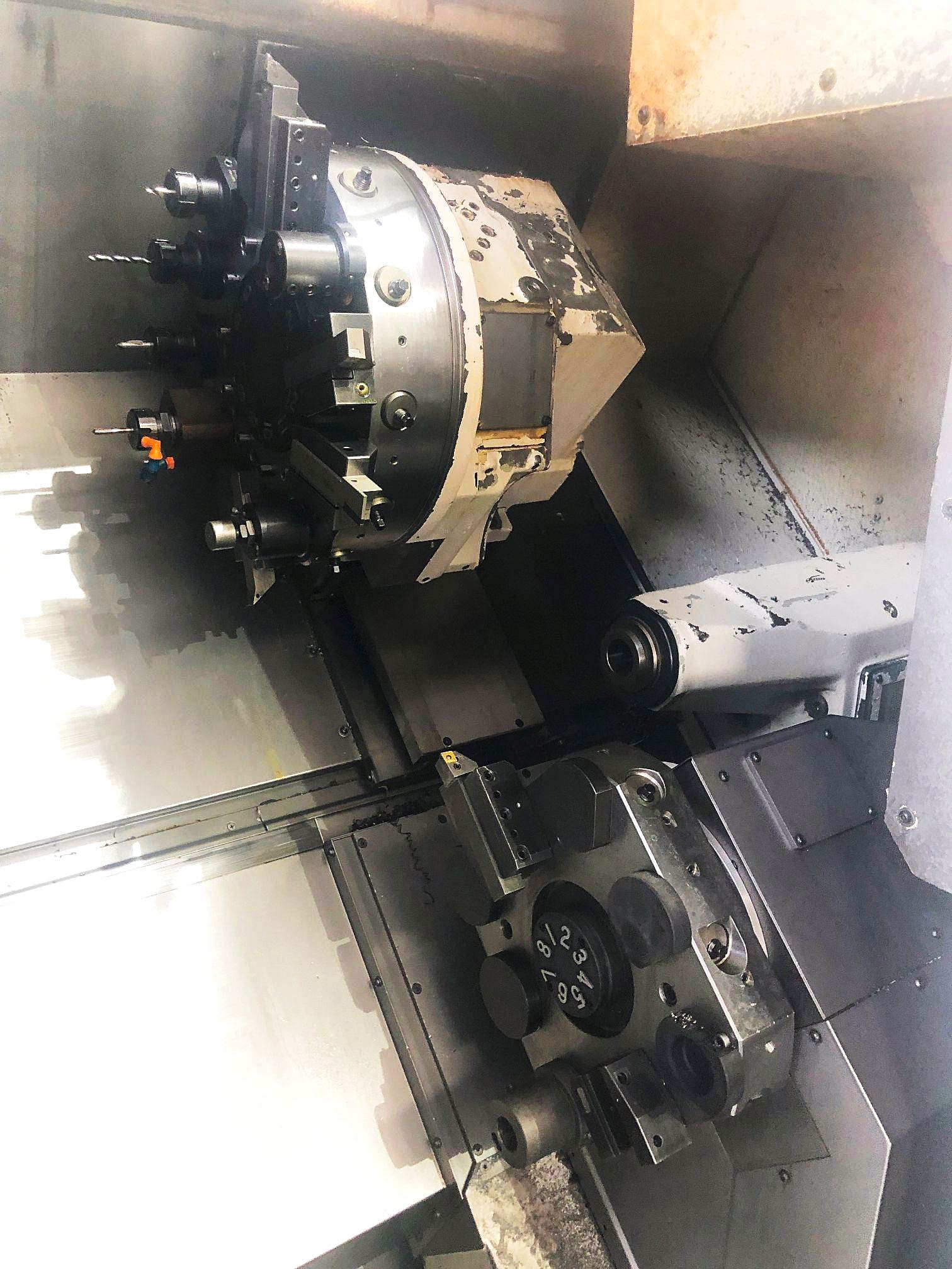 Gebruikt Okuma LU 300 M - CNC Draaibank - 2005