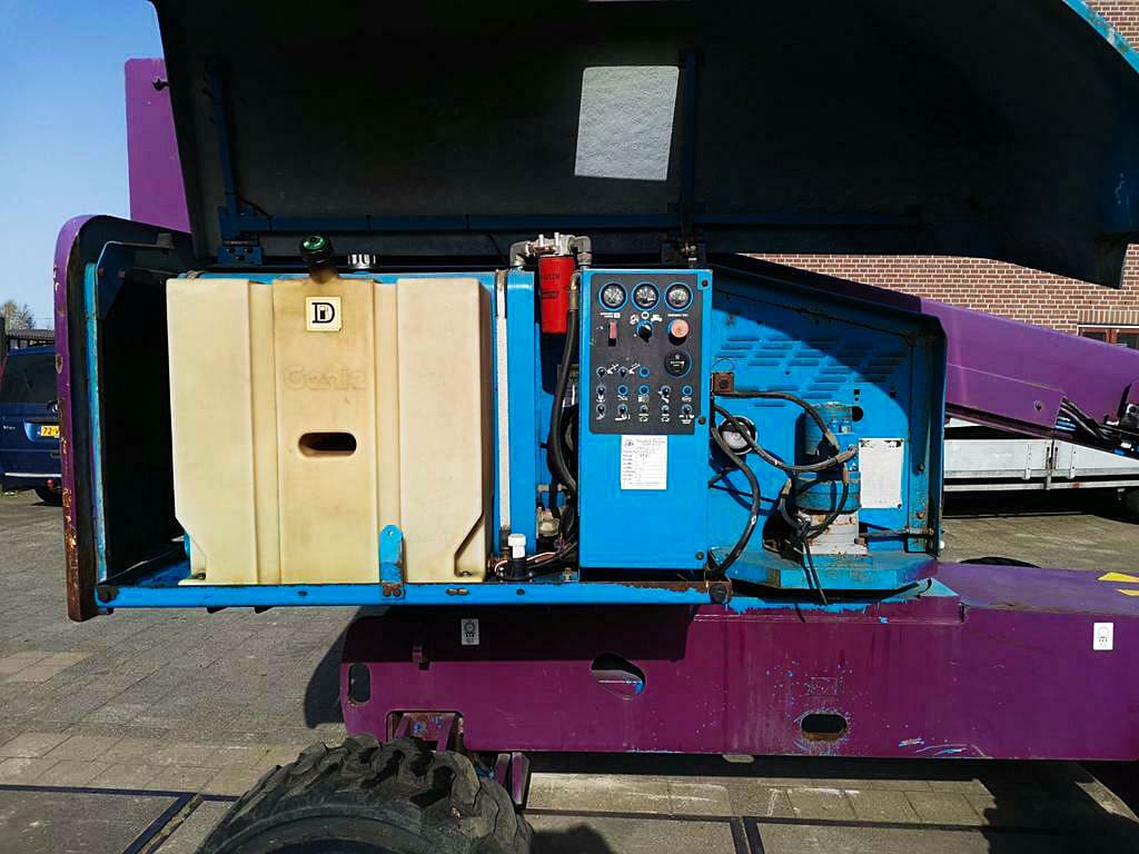 Used Genie S40 - Telescopic lifting platform - 2018