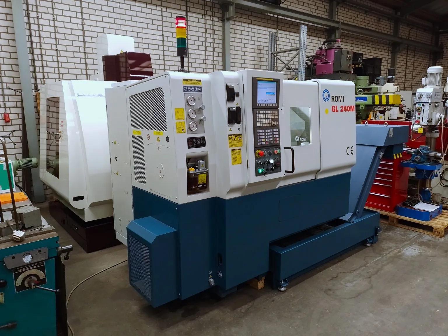 Usado Torno CNC Romi GL 240M I 2011