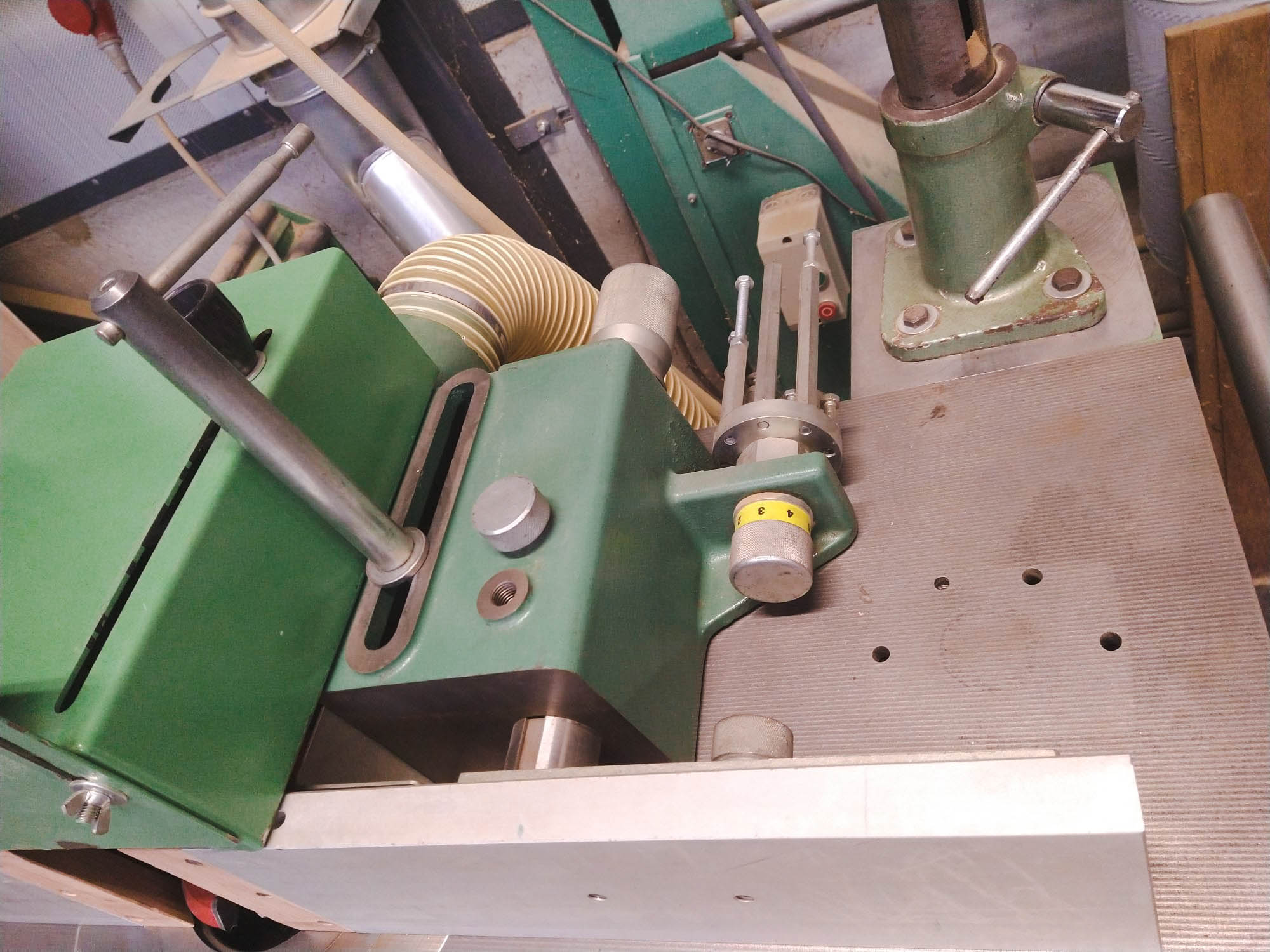 Usado Robland T 120 - Fresadora de Eje