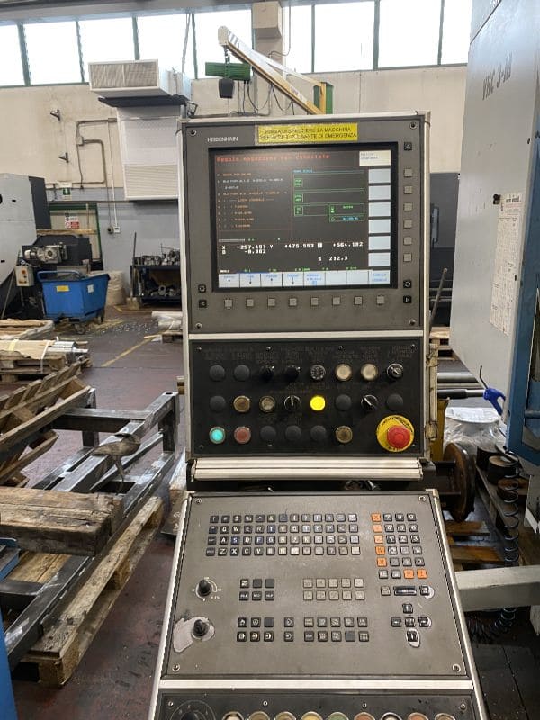 Gebruikt AXA VHC 3 M - Verticale bewerkingscentra - 2003