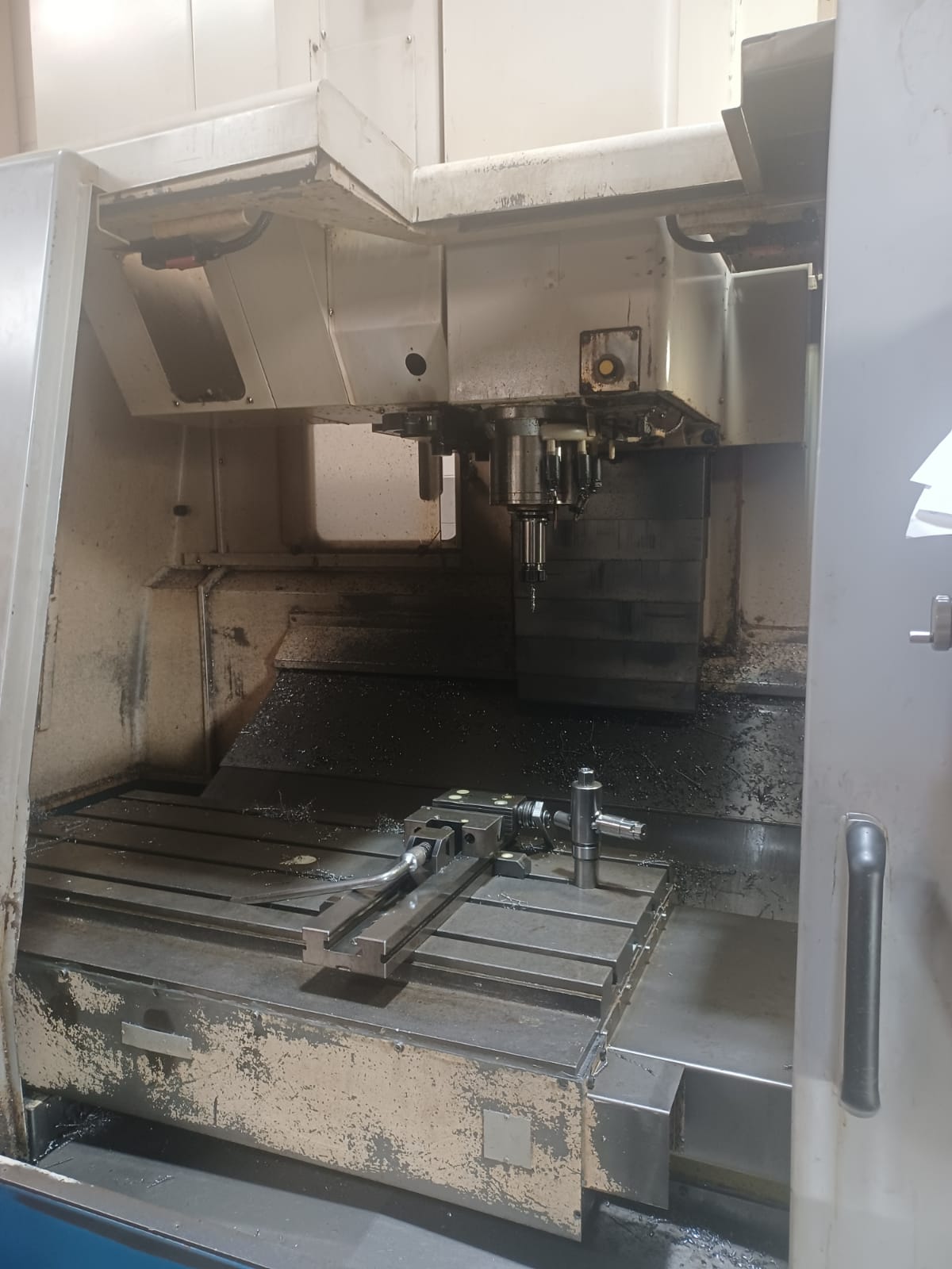 Used Daewoo MYNX 500 I Vertical Machining Centre I 2000