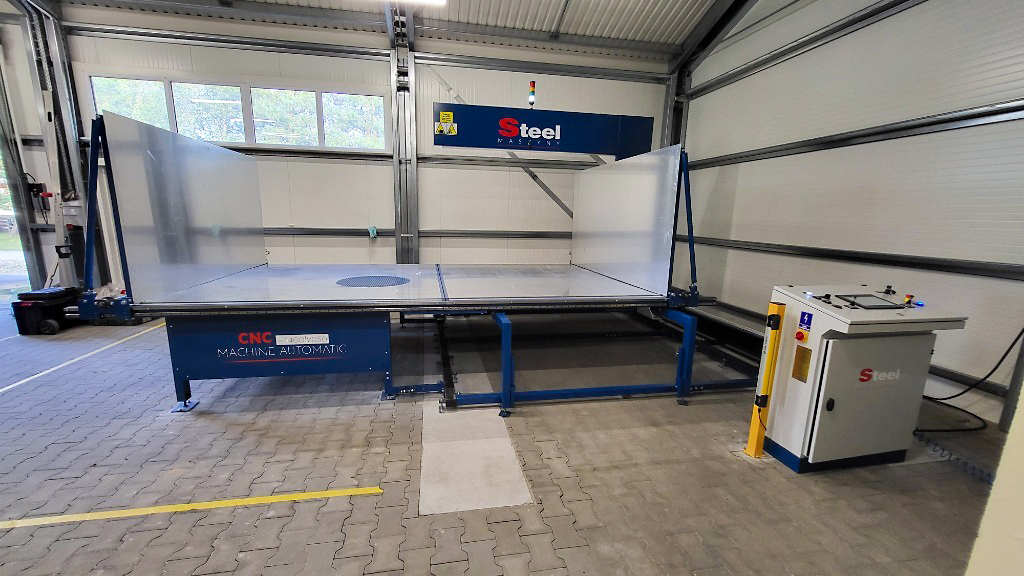 Usado Steel Maszyny CNC 1400 - Máquina de Corte de Espuma - 2023