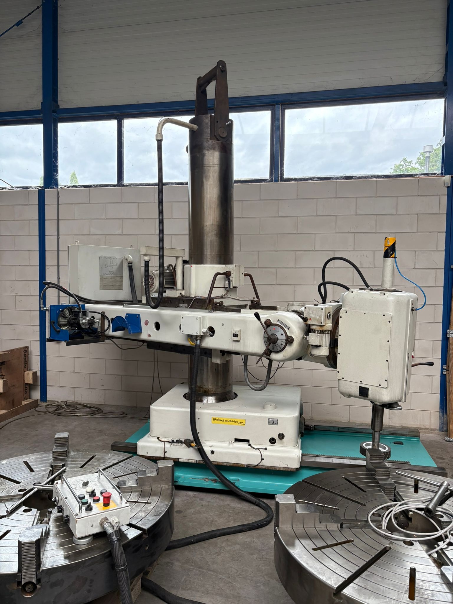 Used Kovosvit VOM 50 I Radial drilling machine I 2000