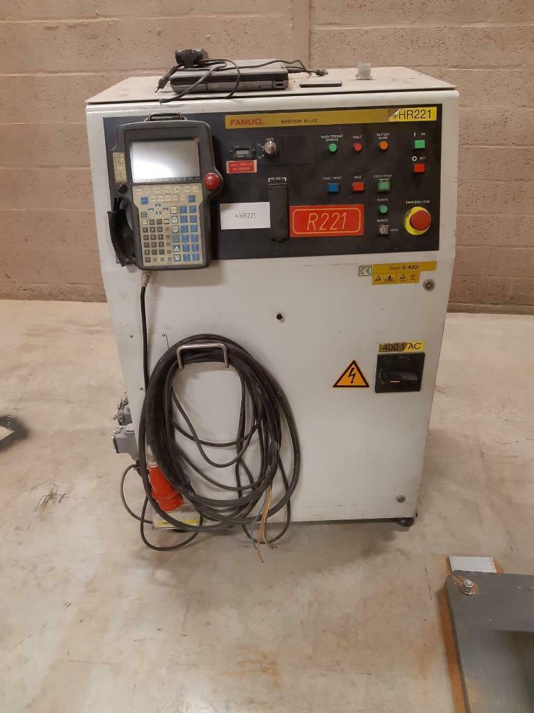 Used FANUC Robot S-420 I F