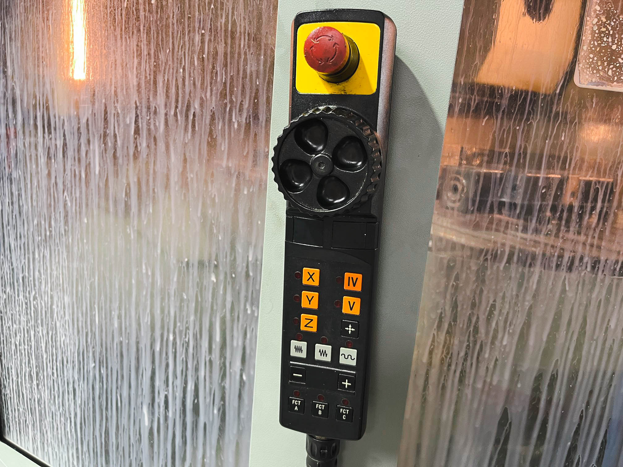 Usado Centro de Mecanizado Vertical Deckel Maho DMU 60T