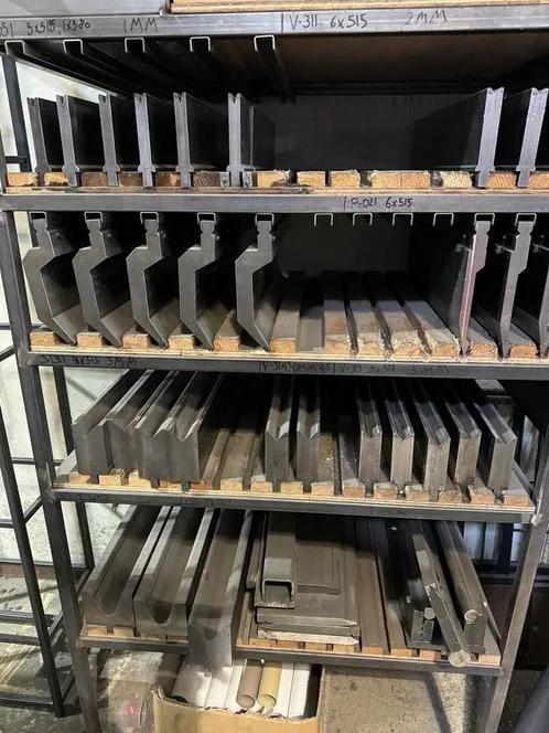 Usado Prensa de Pliegue Darley EHP 130cl I