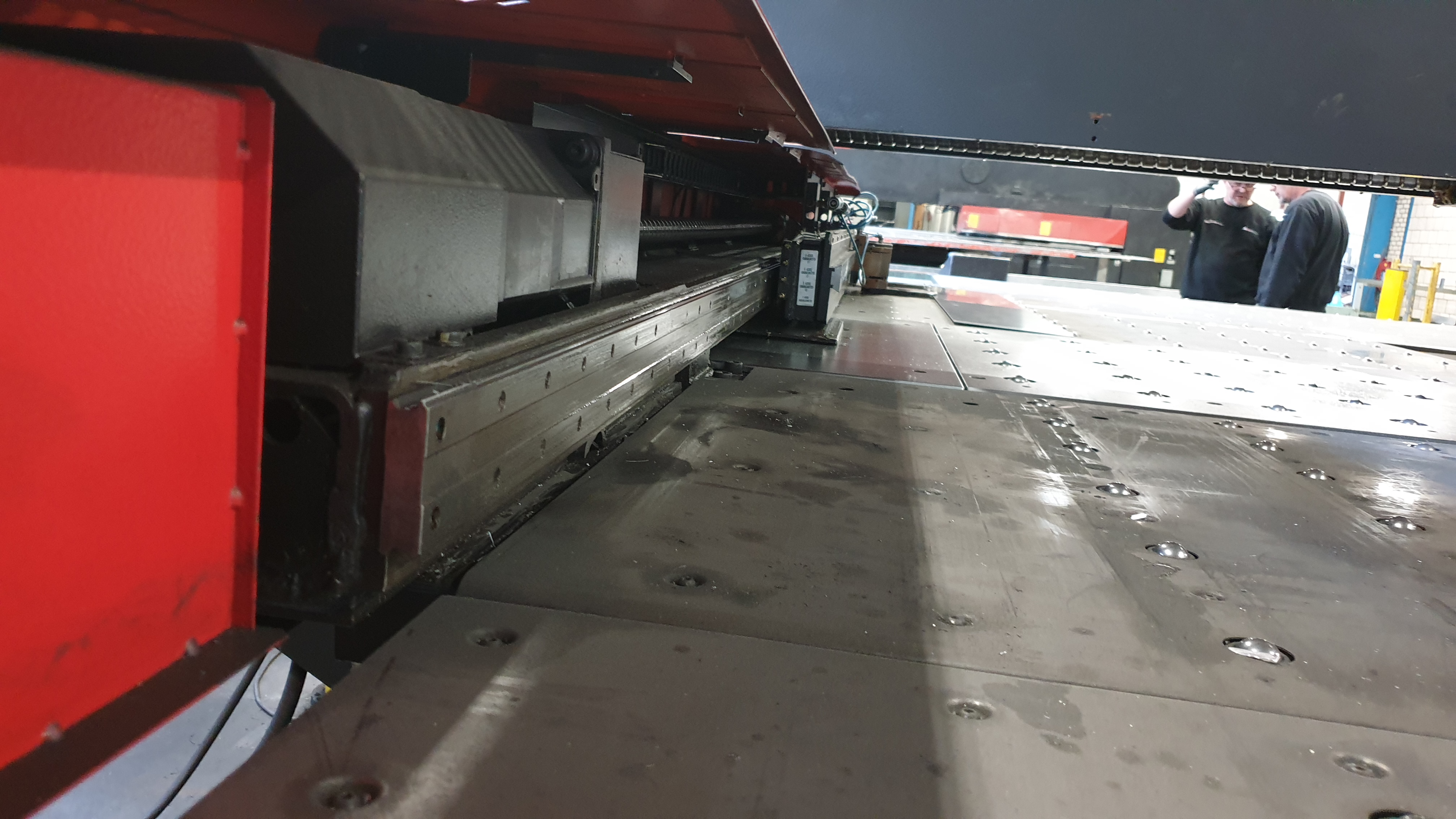 Used Amada Vipros 358 Queen I Punching Machine I 1997