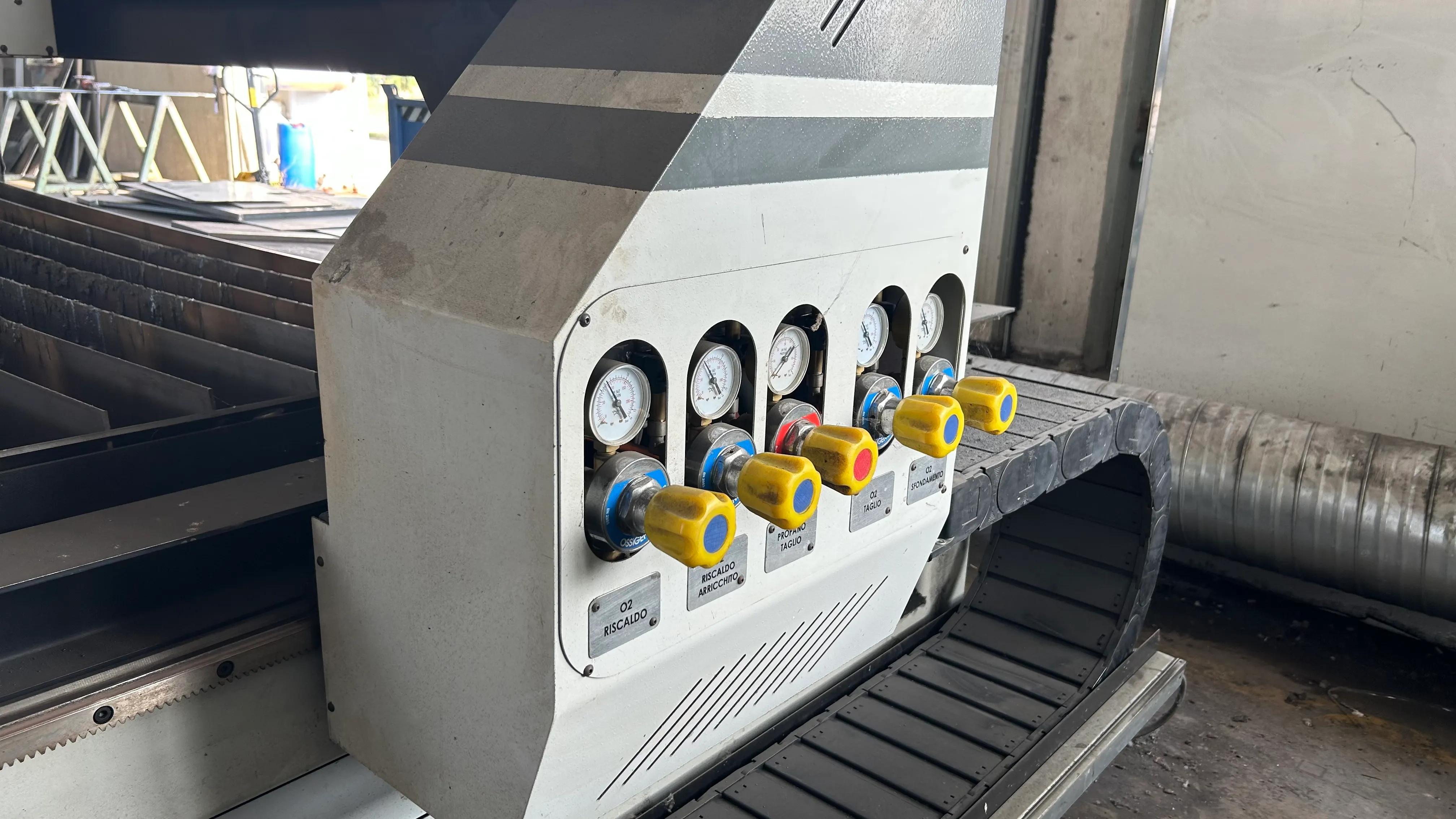 Gebruikt Warcom W-Power/M Serie 20-60 I Plasma snijden