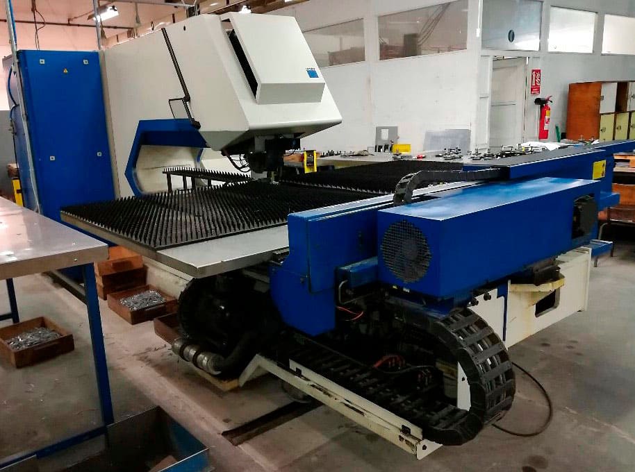 Gebruikt Trumpf Trumatic 2000 R - Lasersnijden - 1999