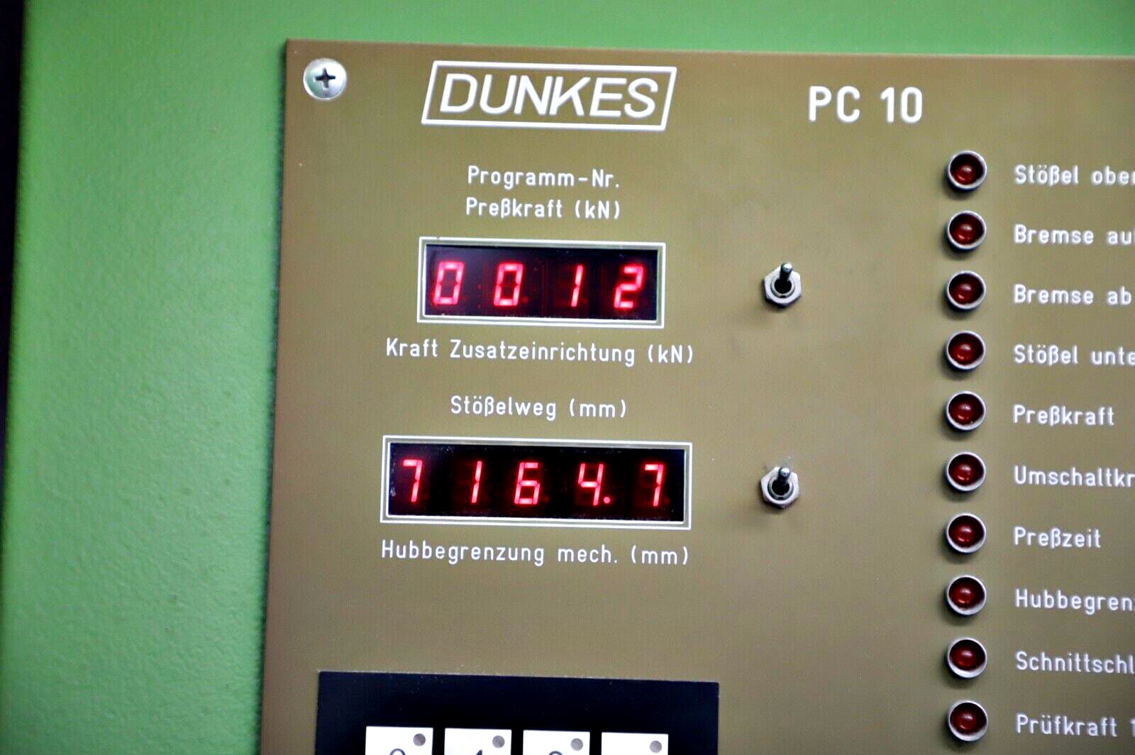 Used Dunkes HZS25 - Hydraulic Press- 1992