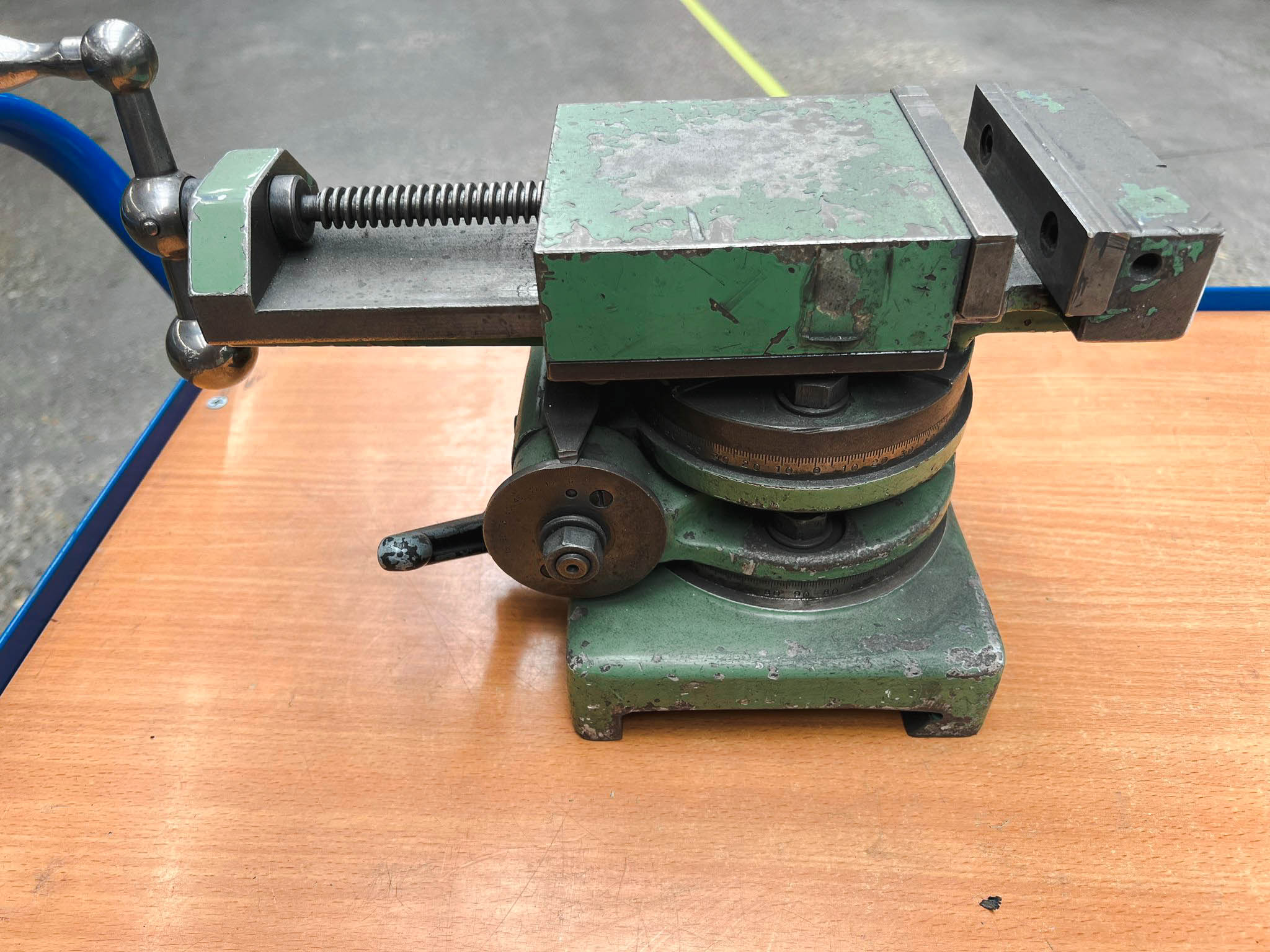 Used Schutte WU32 - Grinding - 1982