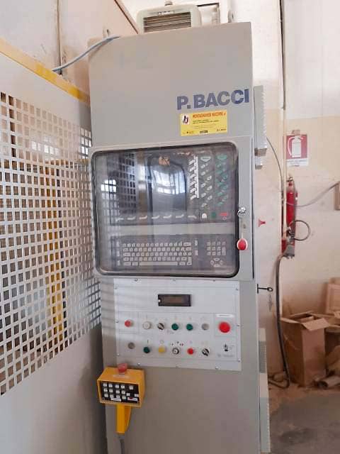 Usado Bacci MX6 - Centro de Mecanizado CNC - 1998