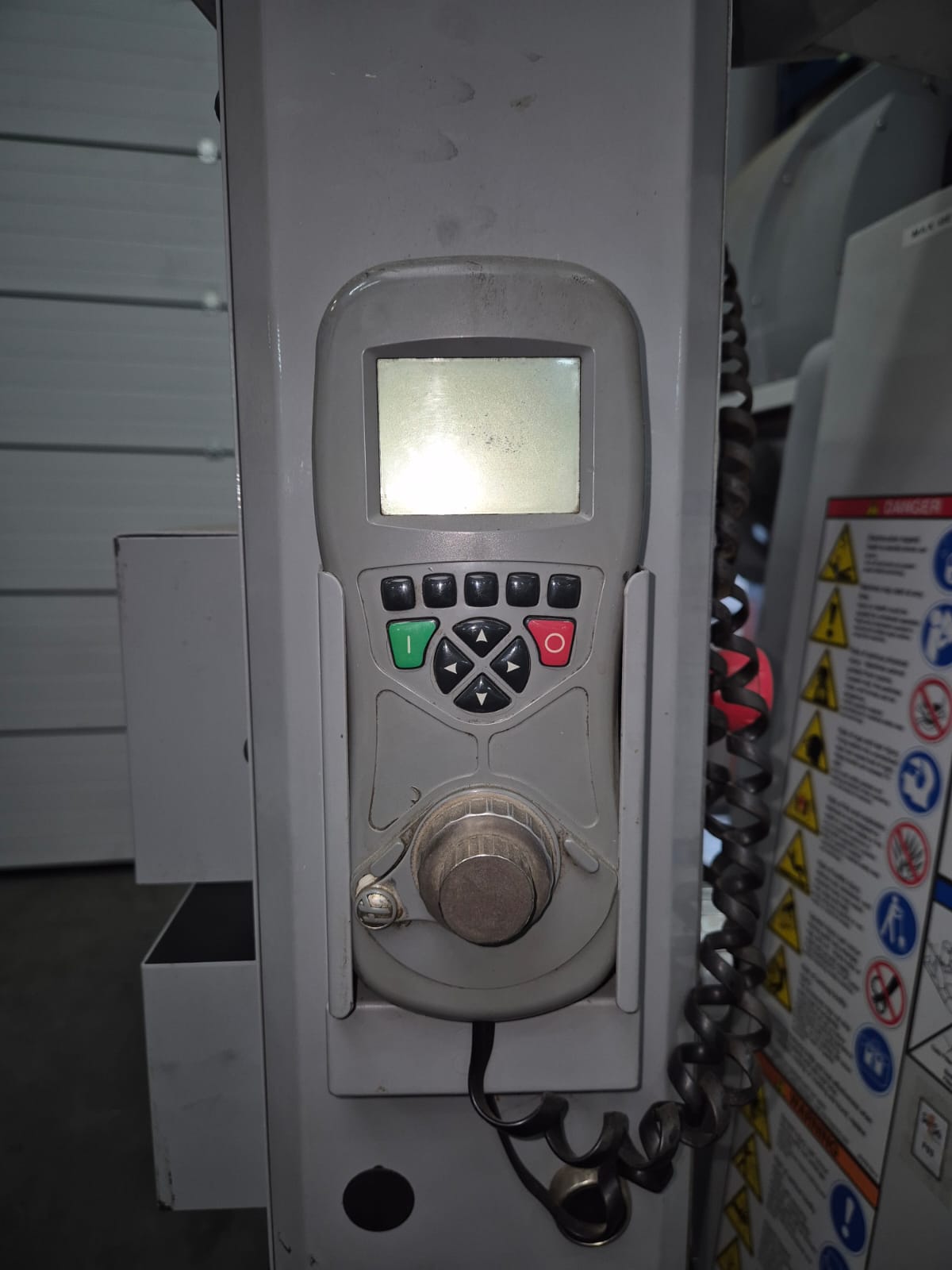 Used Haas VM-2HE I Vertical Machining Center I 2003