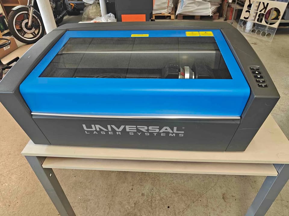 Used Universal Laser VLS3.50 I Laser Engraving I 2016