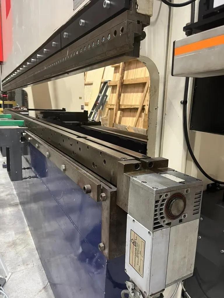 Usado Bystronic Euro IV 150X3750 Yo presiono el freno