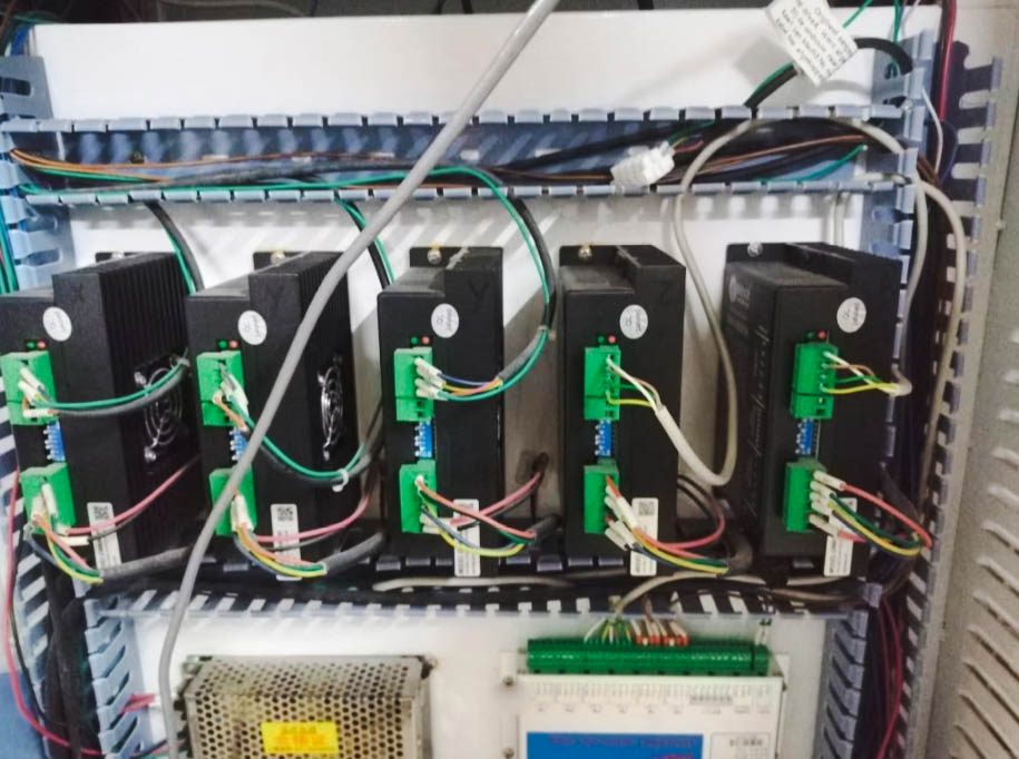 Usado Router CNC Ridder AKMP-1212 I