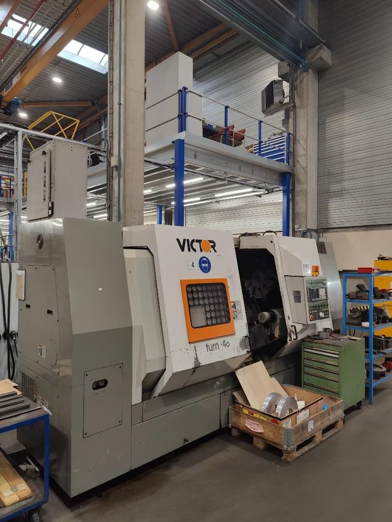 Used Victor Vturn-46 I CNC Lathe I 1996