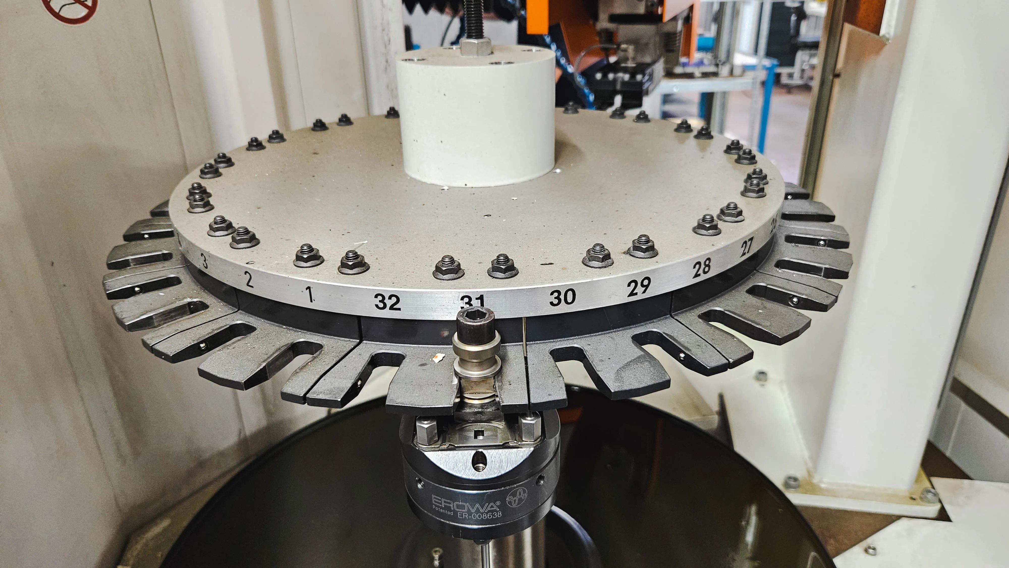 Gebruikt Agie Charmilles Formulier 200 mS I Die Sinking EDM I 2012