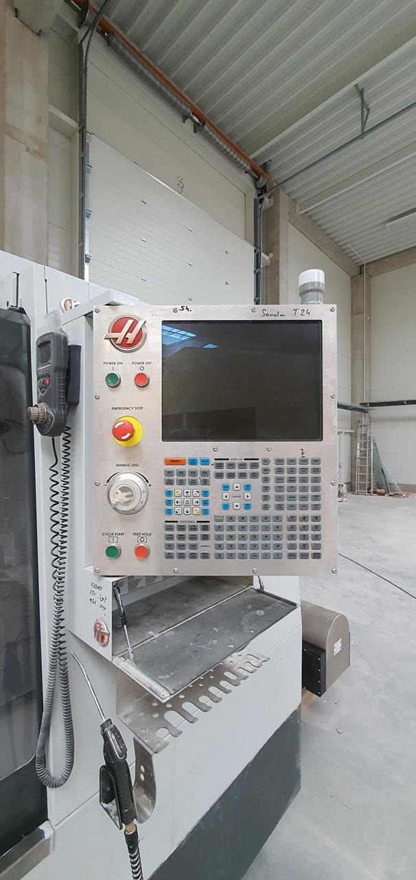 Used Haas VF 6 I Vertical Machining Center I 2013
