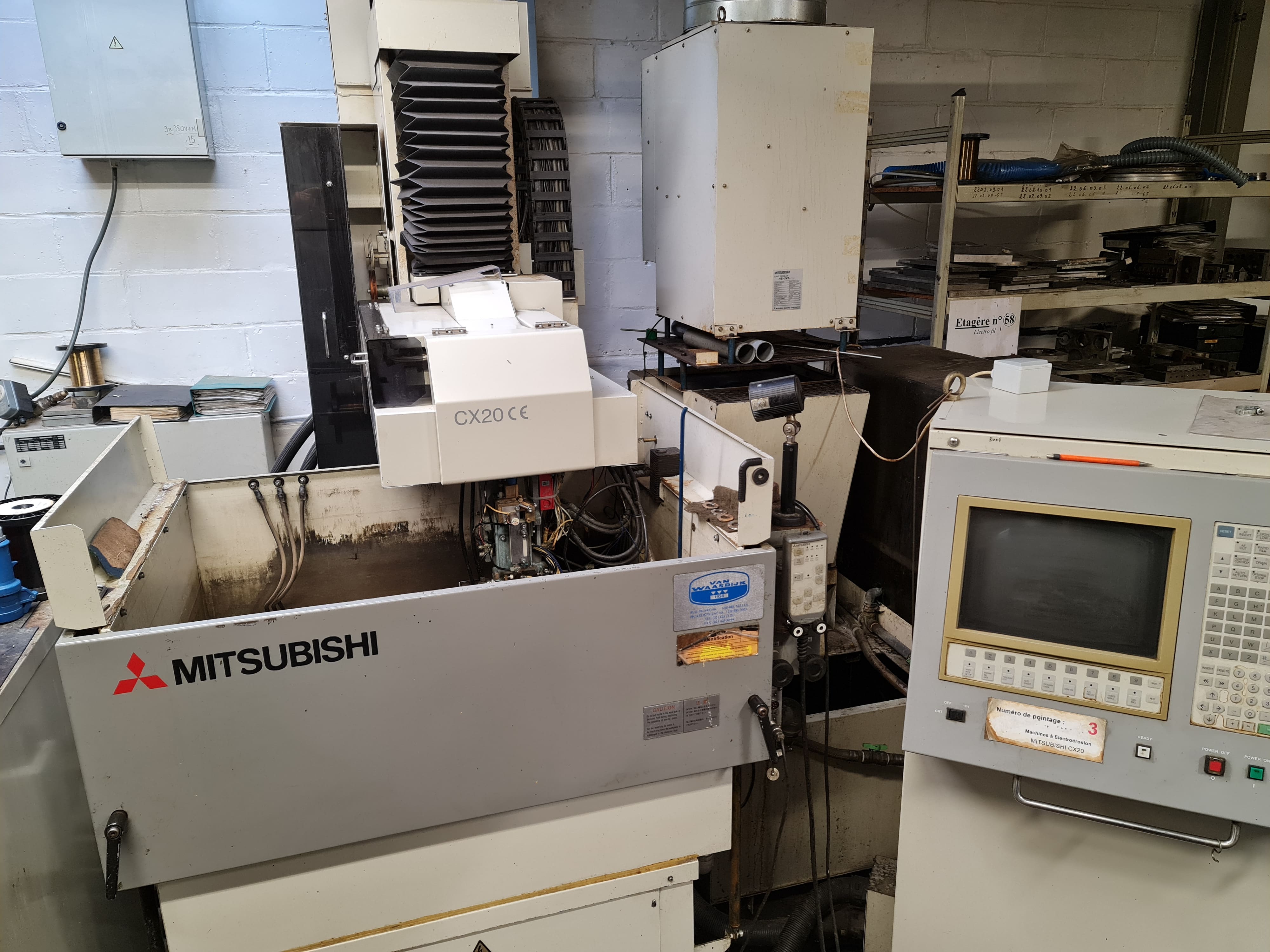 Usado MITSUBISHI CX20 - 1996