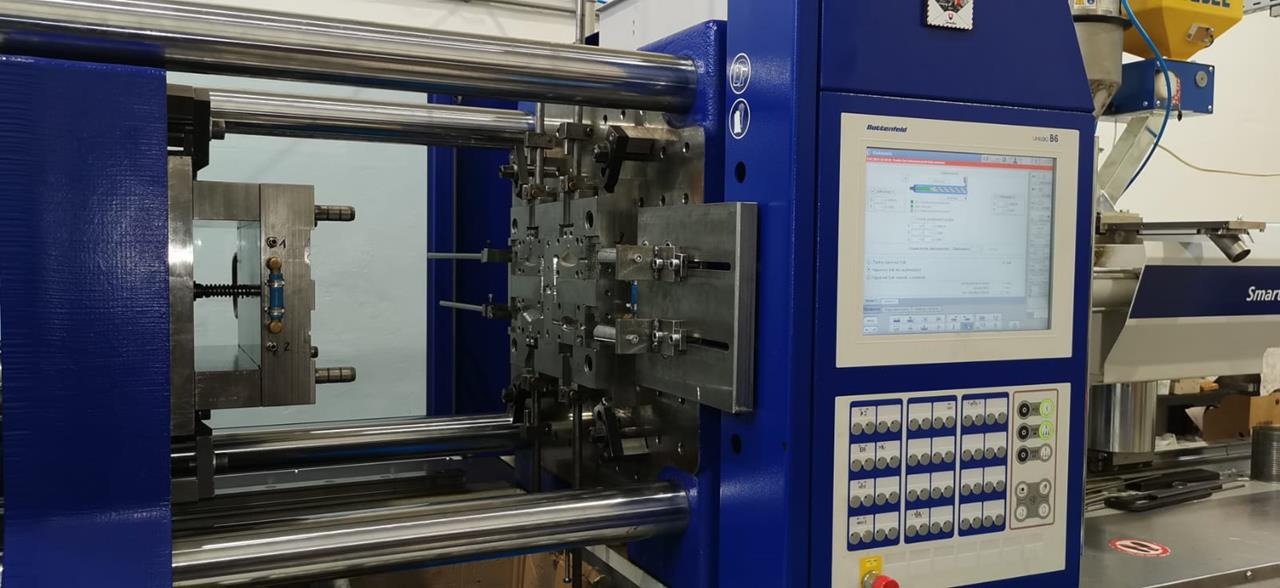 Used Battenfeld 160.750 Unilog B6P I Injection Molding I 2016