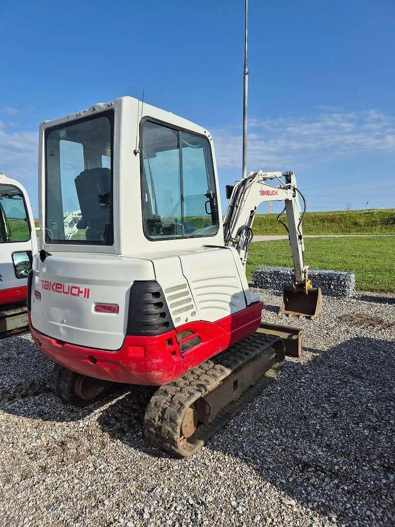 Usado Takeuchi TB228 I Mini Excavator