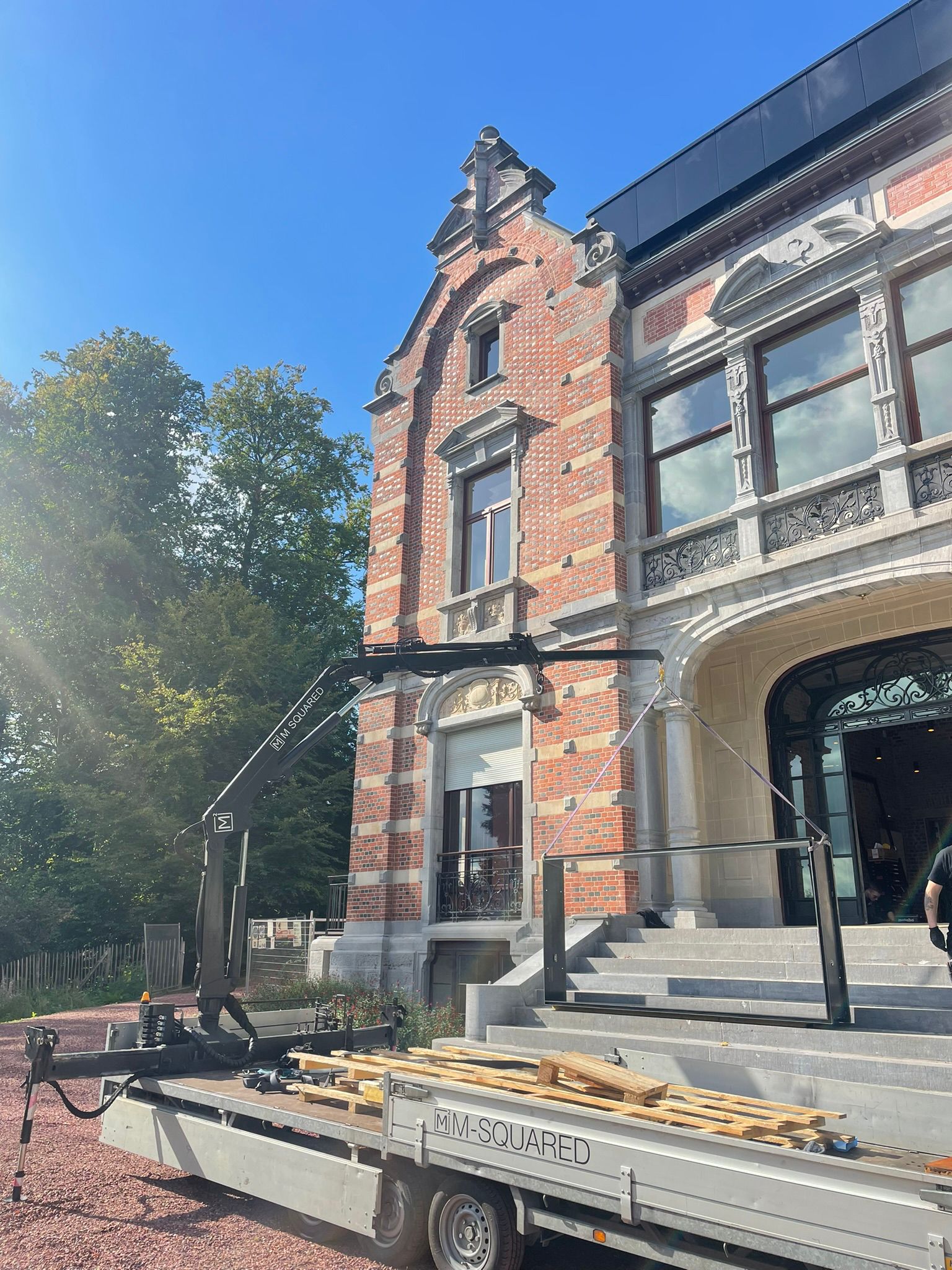 Used Hulco Medax-3 with Hydraulic Crane