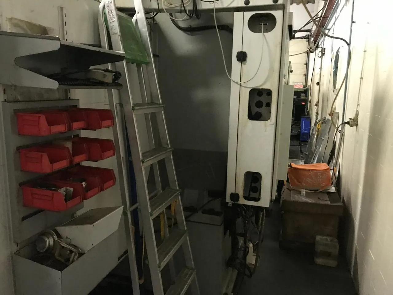 Used Haas VF-5D/40HE I Vertical Machining Center I 2004
