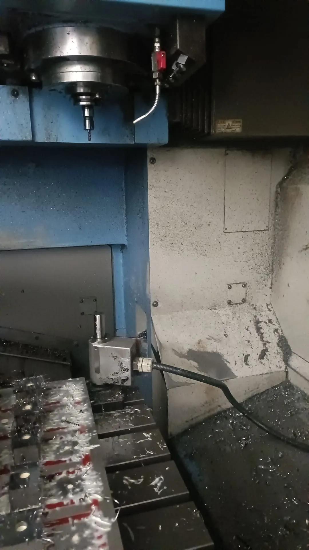 Gebruikt Mazak FJV-250 I Verticale Bewerking Center