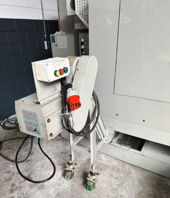 Used Victor Vcenter-80 - Vertical Machining Center