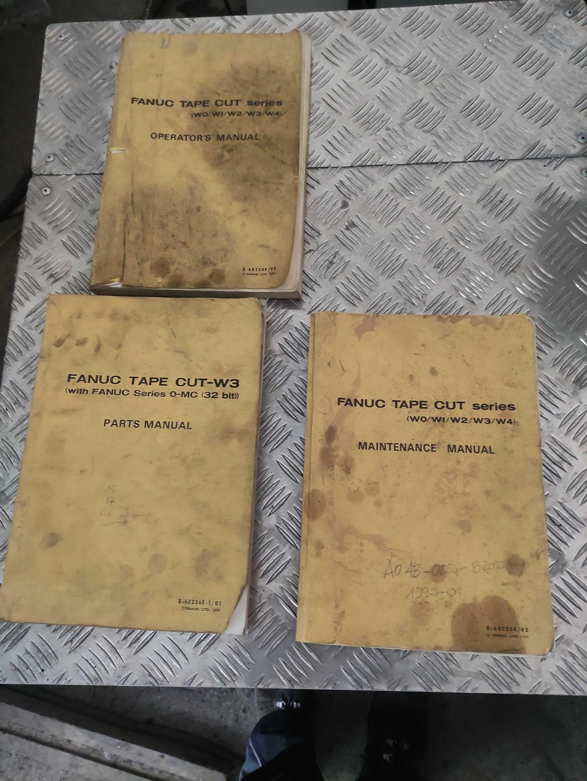 Used Fanuc Tape Cut W3 I Wire EDM Machine I 1990