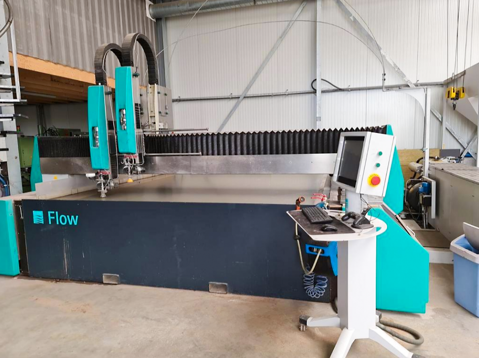 Used Flow WMC2 3040 - Waterjet Cutting - 2005