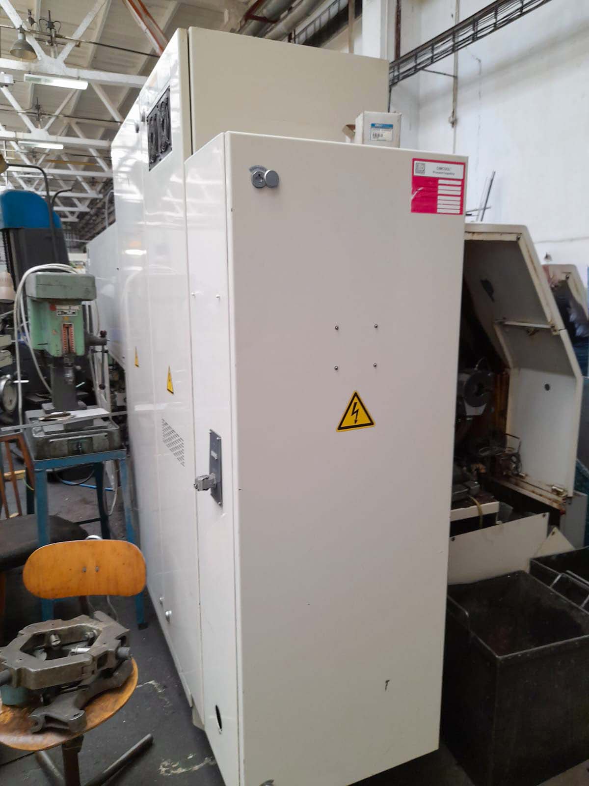 Used Okuma LB15 II-M - CNC Lathe - 1996