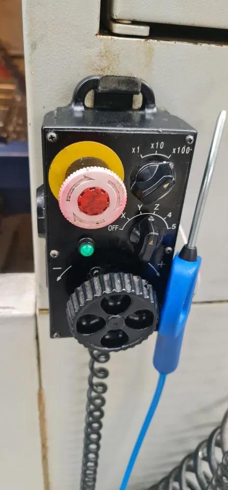 Gebruikt YCM XV560A I Verticale Bewerking Centrum