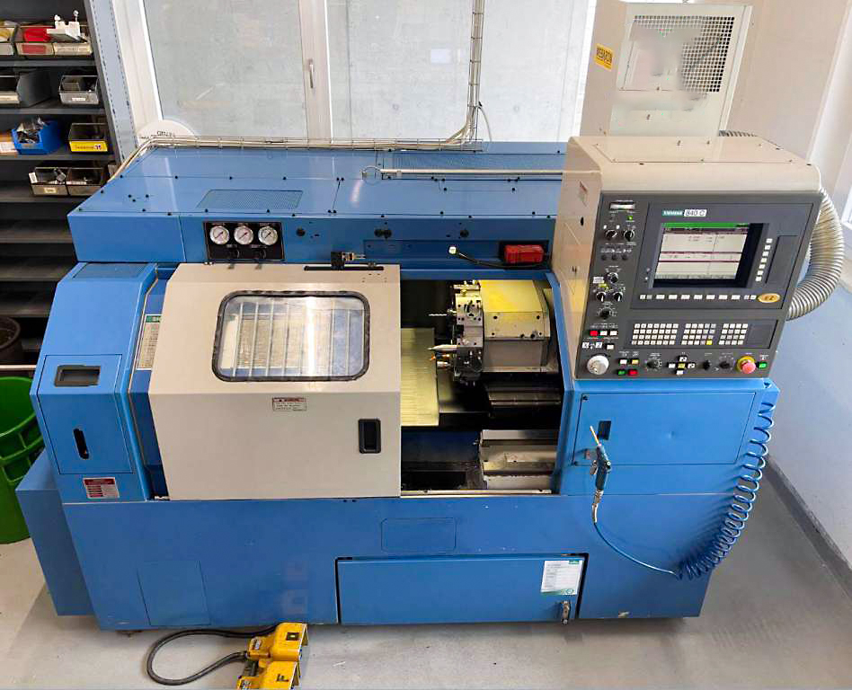 Gebruikt Hyundai HIT-18S - CNC Draaibank - 1995