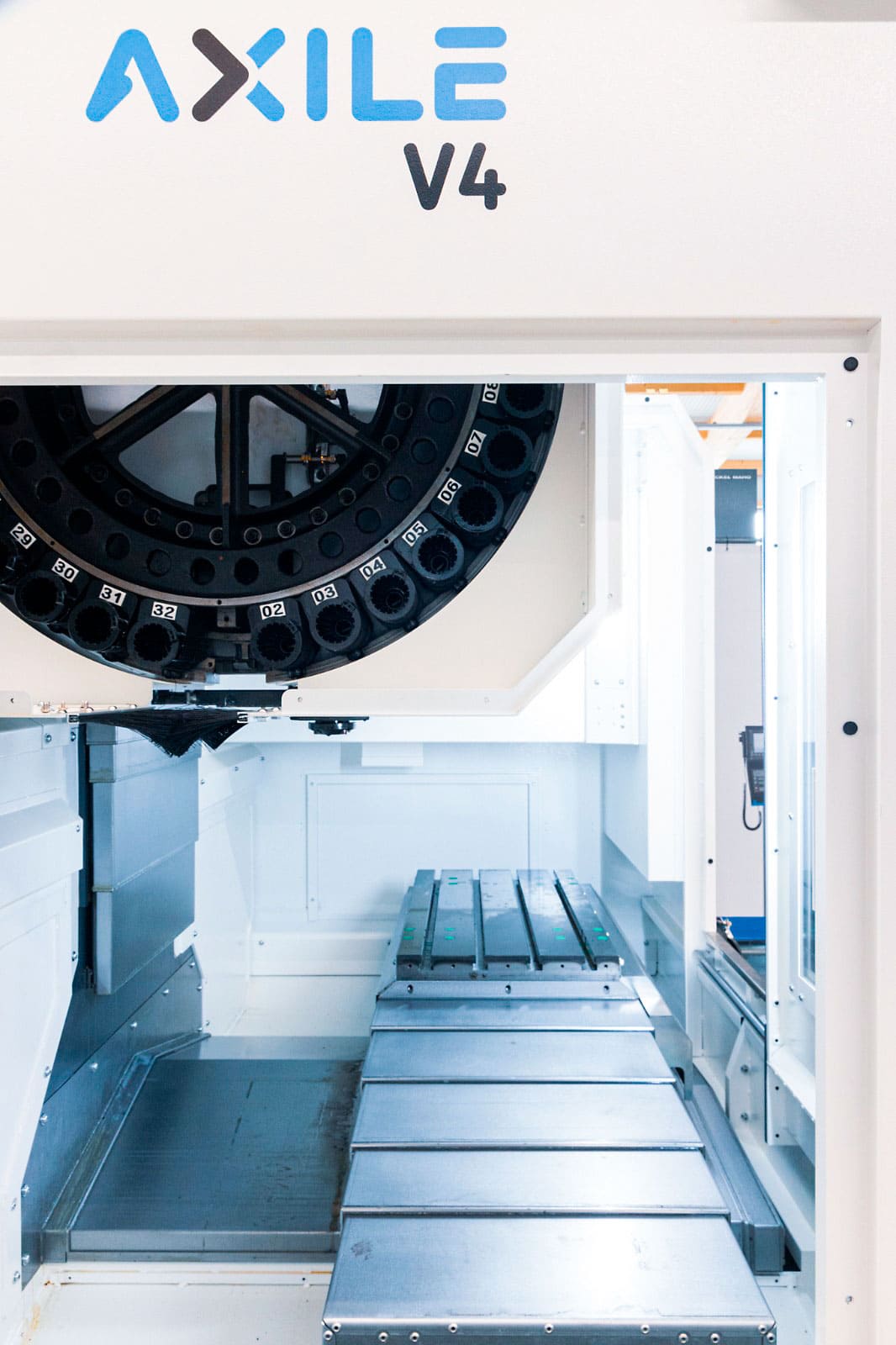 Usado Axile V4 - Centro de Mecanizado Vertical - 2020