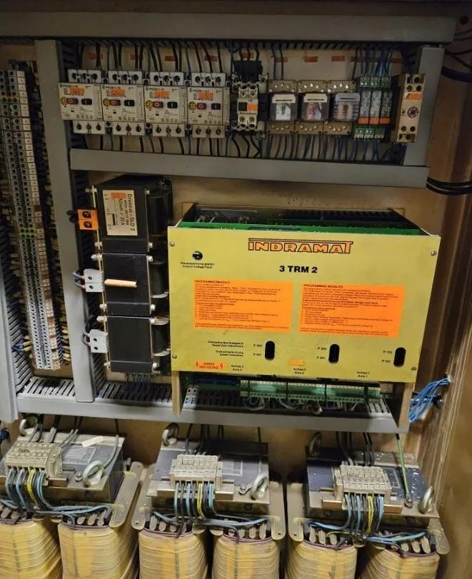 Usado AVIA FND-32N1 I Fresadora CNC