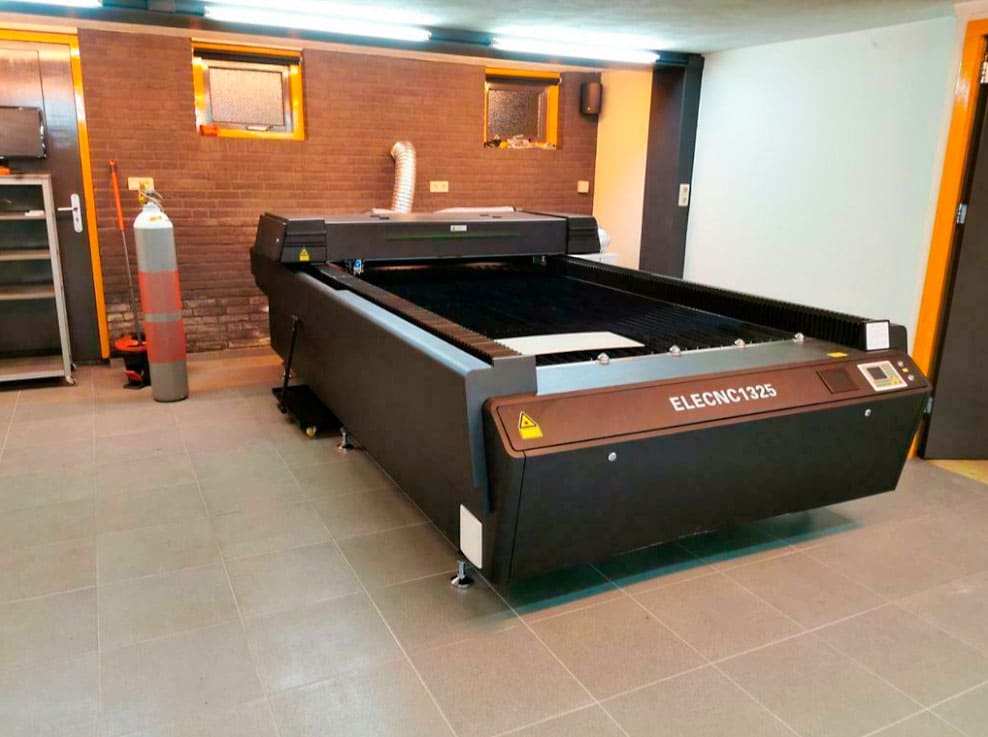 Gebruikt Blauwe Olifant 1325 - Snijlaser - 2021