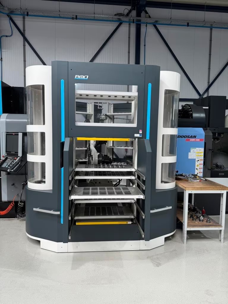 Used Hurco VMX 30Ui + BMO Titanium I Vertical Machining Center I 2017